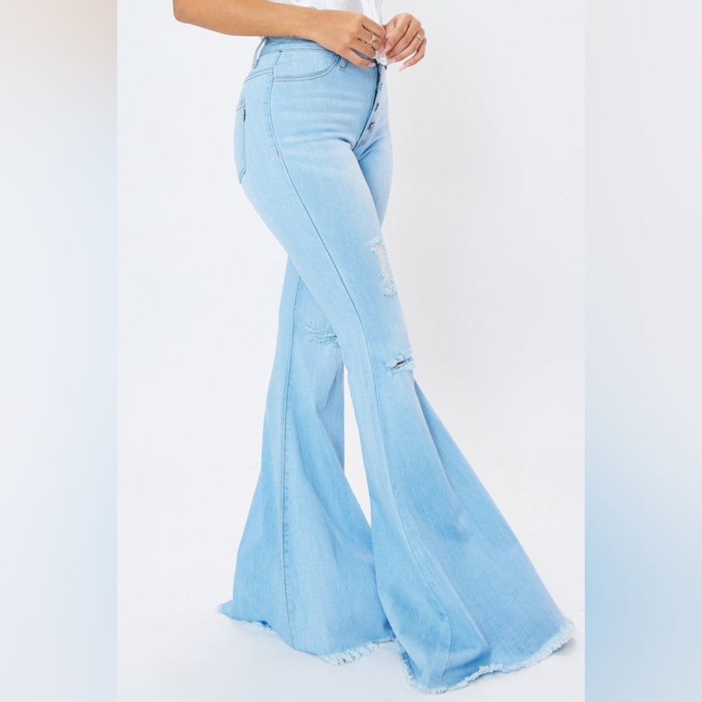 Emily Jeans - Picture 2 of 3
